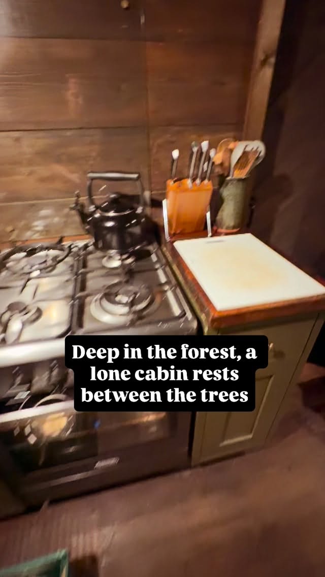 A cabin in the forest where a private chef prepares a feast….
@luxuryprivatechef
#luxuryprivatechef #privatechef #tastingmenu #luxury #chef