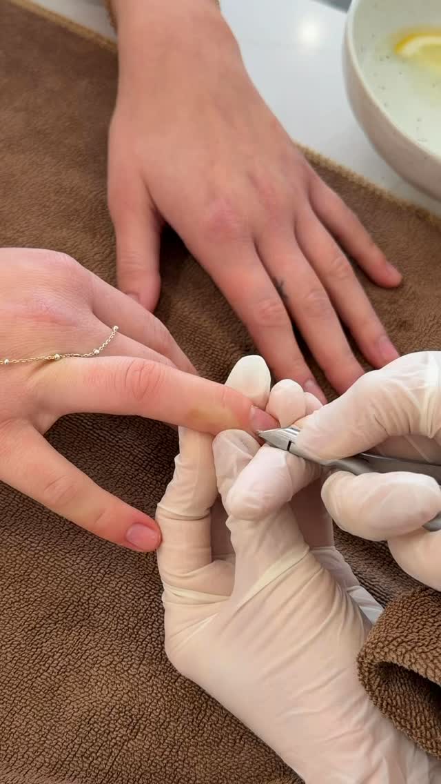 Builder Gel Extension w/ Dual Forms!
Where precision meets care ✨
Immaculate cuticle work done by hand—never an e-file.
Step into 2026 with clean, refined manicure & pedicure practices.
#CleanManicure #NoEFile #HealthyNails #NailCare2026 #bostonnails