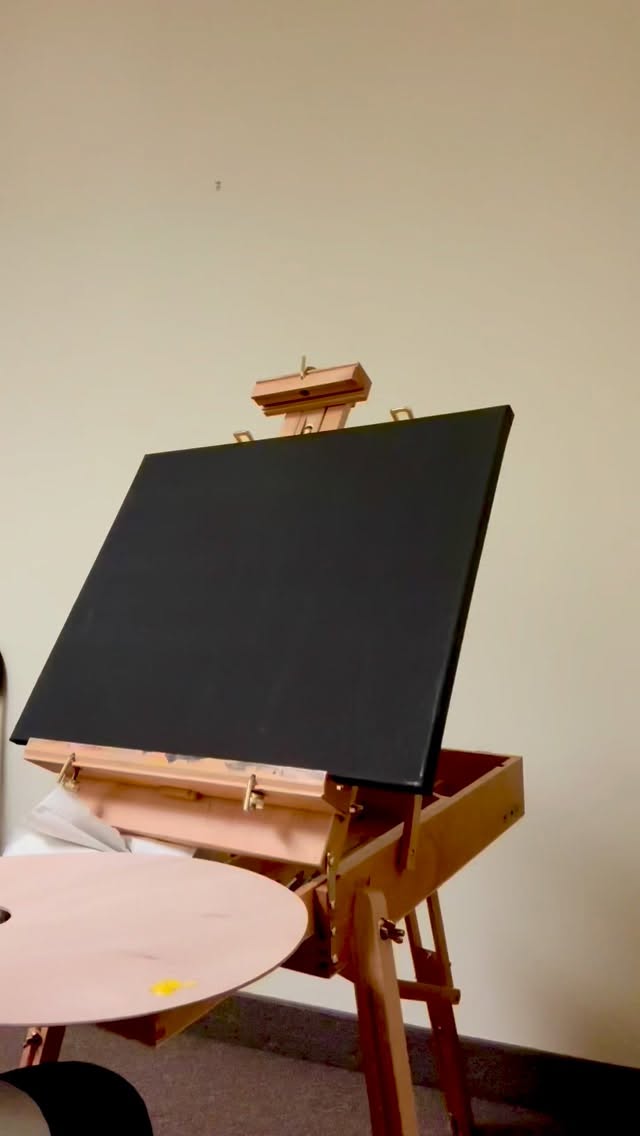 HAPPY BLACK HISTORY MONTH 🤩
I’m black yall 😉
I be in the studio cooking up some ✨Black Girl Magic✨(this is about 20-30 hours of painting…so far)