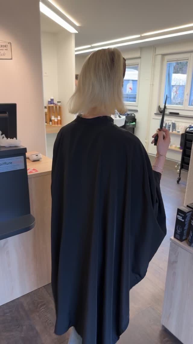 Mehr Magie als Chemie.
Trust the process. 🔮
#trendreelreel #zollikhair #hairstylistmagie #severussnape #funnyhairvideos