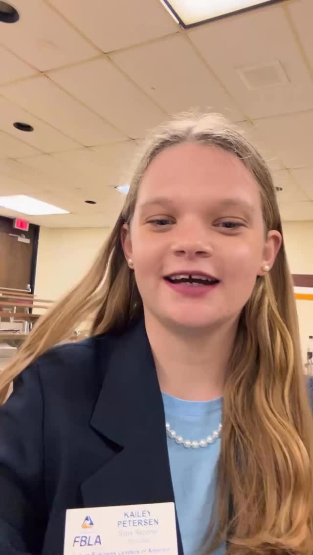 Hi we’re Wisconsin FBLA and we’re passing the phone to some who’s prepared for RLC!