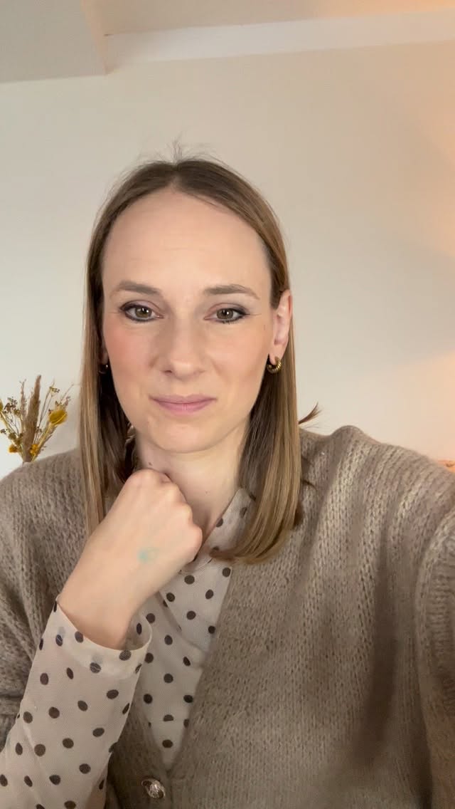 In der letzten Gruppen Therapie haben wir genau darüber gesprochen.
Keiner- egal wie fachlich fundiert, kann deinen Schmerz nachempfinden- der es nicht selbst erlebt hat! Wenn du dich für Selbstheilung interessierst, dann folge mir und kommentiere gerne mal, was dein aktuell größter Schmelzpunkt ist 🧡
#ms #fatigue #multiplesklerose #krankenschwester #krankenhaus