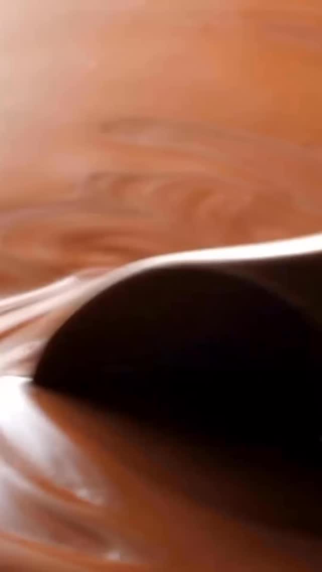 Valentines Day is around the corner… and so is the promise of a perfect pamper day. ✨
Book our Limited Edition Chocolate Spa treatments - a new kind of love language we can all get behind 🍫
Keep an eye on our feed to find out more or give us a call!