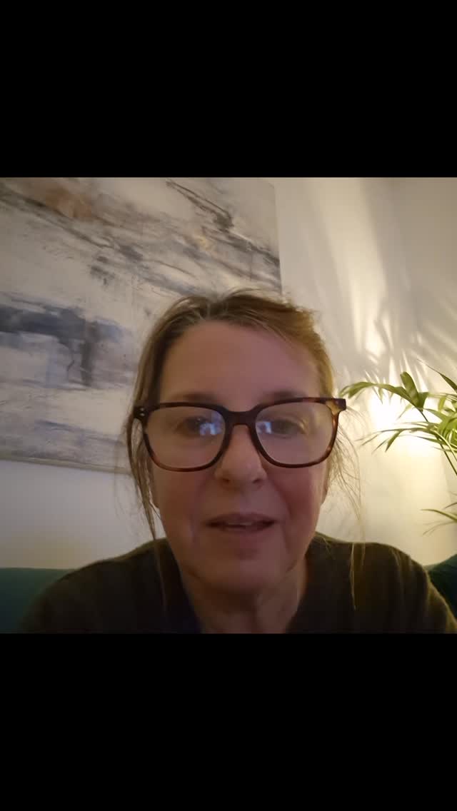 Calling all cars.
If you have any top tips for managing your #parkinsons symptoms and are happy to share them please will you add to my comments.
Thanks in advance lovely people x