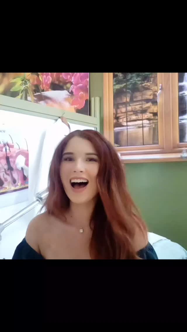 Throw back💁♀️
Seeing you achieve your skin goals is our greatest pleasure ever 👋👋👋
Thank you for trusting us with your skin needs but most of all for believing in yourself, knowing that your results would depend on your commitment 💁♀️
@beautyblitzonqueen
.
.
.#acnecare
#acneproneskin
#skintherapistlogan
#acneclear
#skincaretips