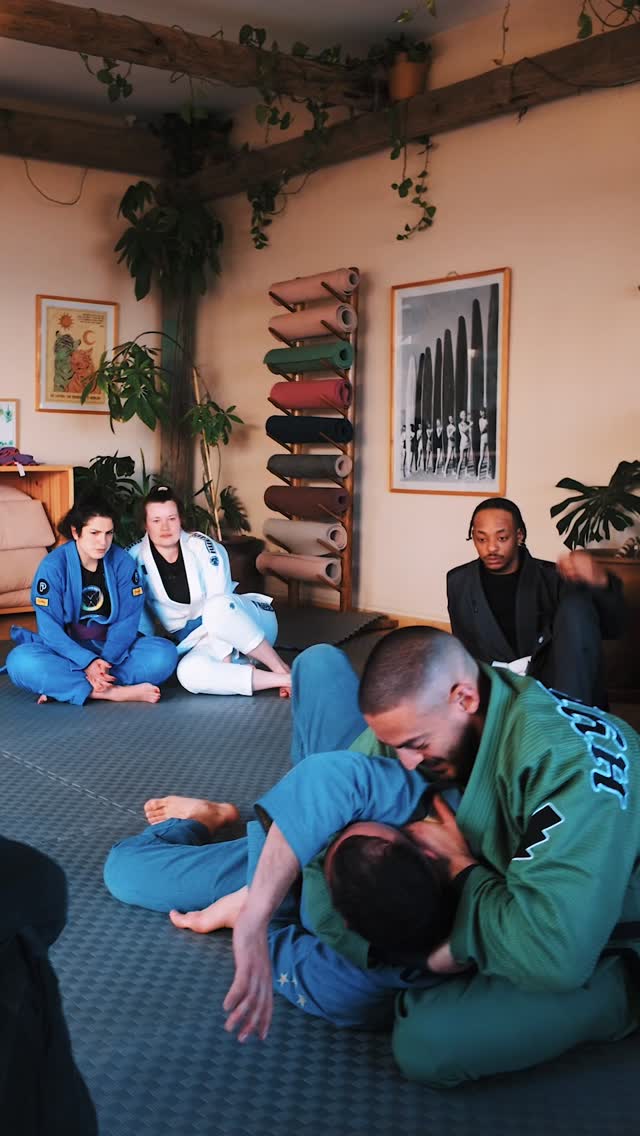 Luke’s seminars at Rip & Roll 🌊
Open to everyone — whether it’s your first camp or you’ve been on the mats for years.
Beginners get clear, usable movements they can start playing with straight away.
More experienced grapplers get details and connections that hold up all the way to black belt.
No pressure to perform.
No need to prove anything.
Just learning, exploring, and sharpening your game in a way that feels calm, focused, and enjoyable.
This is what Rip & Roll is about —
improving your Jiu-Jitsu, unloading stress, moving your body, and having a genuinely good week surrounded by good people.
Train. Surf. Breathe. Reset.
✨ Deposits from £200 secure your spot
✨ Limited spaces available
Join us in Morocco and let the week do the work 🌊
#RipAndRoll #SurfAndBJJ #BrazilianJiuJitsu #BJJCamp #BJJLifestyle SurfCamp SurfAndTrain MoroccoCamp Taghazout AnzaMorocco JiuJitsuLife FlowState TrainTravelRepeat