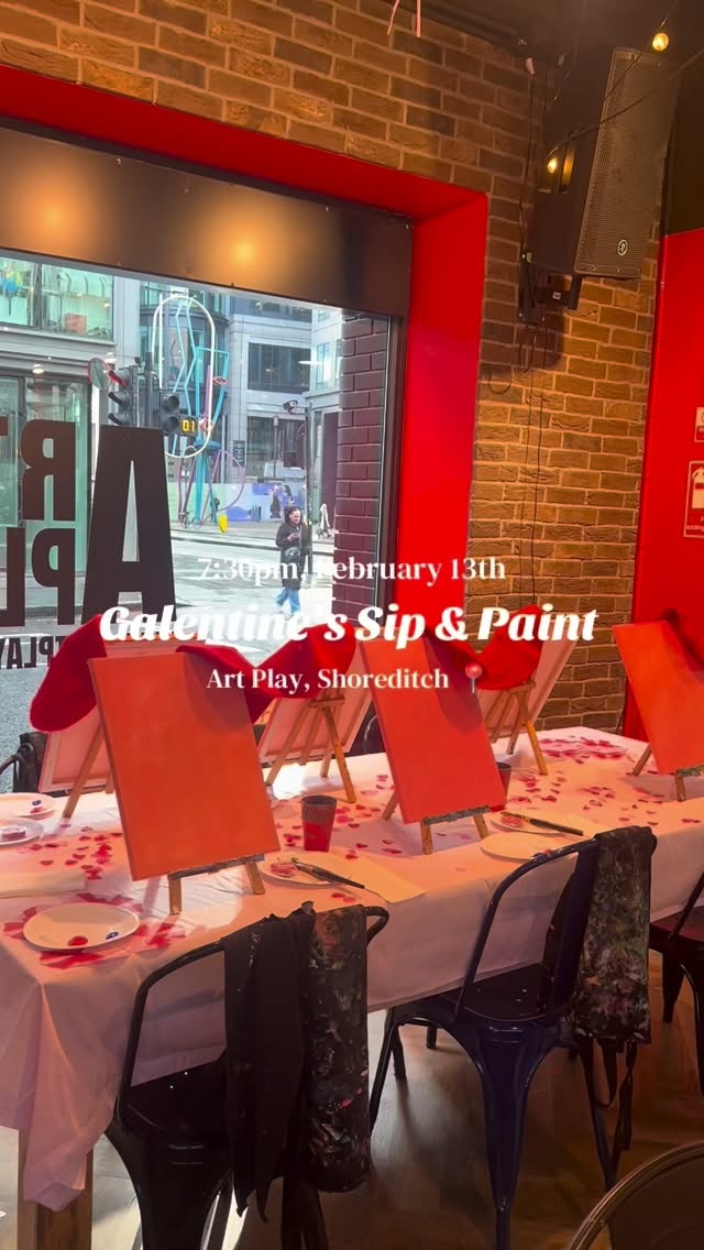 A Galentines SIp and Paint 💞
Pink prosseco, lollipops and painting 🍭
#Galentines #artplaylondon #sipandpaintlondon #artplay #valentinesday
