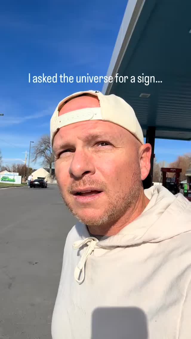 Even the clouds are telling us to swing. ๐๏ธโโ๏ธโ๏ธ
๐น: TT golfrabble