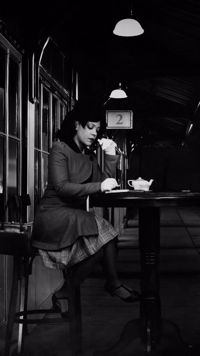 Fenchurch has a proposition for you. Won’t you join us?
#HitchhikersGuideLive