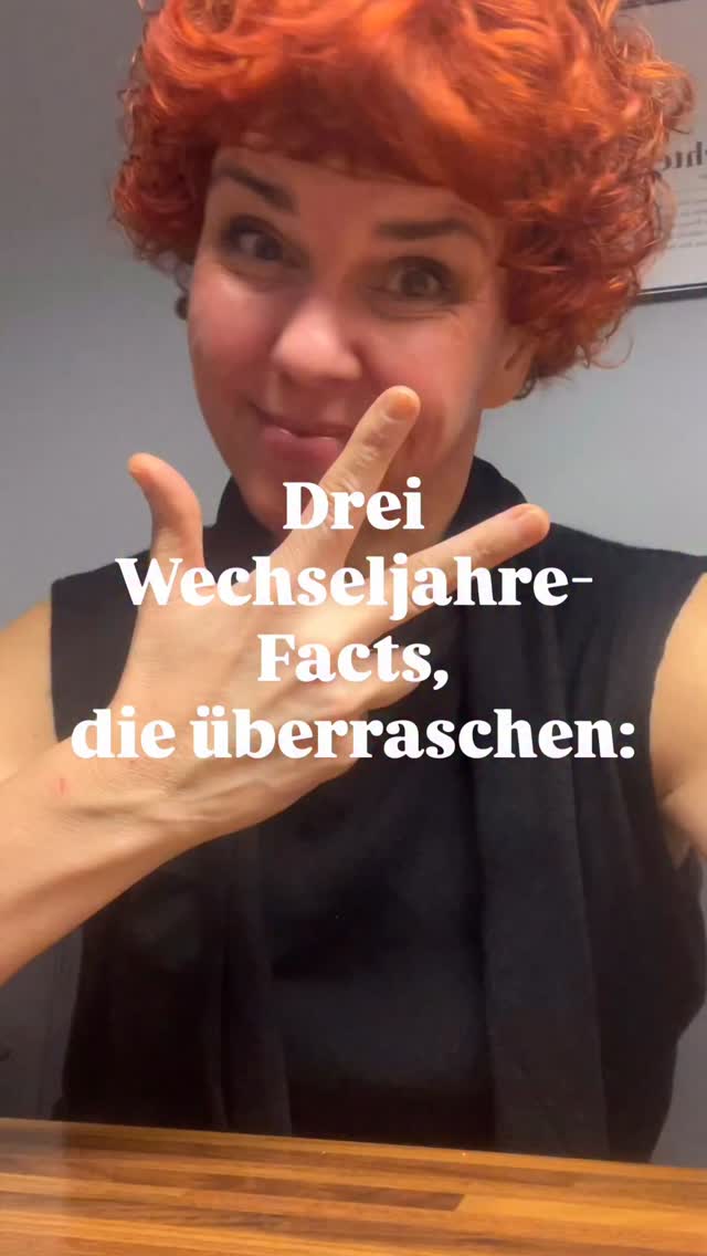 🫣 Wusstest du das?
Was hilft in den Wechseljahren? WISSEN ✨
Hallo! Ich bin’s, Daniela. 🎙️
Host von MENOMIO – Der Podcast für glückliche Wechseljahre.
Wechseljahre sind kein Drama – sie sind dein Upgrade.
✨ Mit Wissen, Humor & echten Geschichten zeige ich dir, wie du diese Phase feiern kannst.
👉 Folge mir, wenn du Glitzer statt Tabu leben willst – und ehrliche Einblicke zu Wechseljahren, Perimenopause & Selbstfürsorge suchst.
✨ Glückliche Wechseljahre sind kein Mythos – sie sind (m)eine Mission.
#glitzernstattschwitzen #wechseljahre #perimenopause