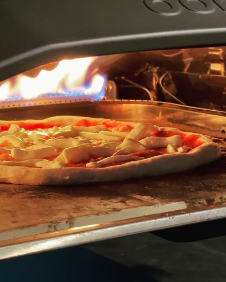 🏕️ Embracing the great outdoors on our @webcamper holiday! 🚐⛺️ But who says you can't have gourmet meals on the road? 🍕🔥 Baking homemade pizza with a view - now that's what I call the perfect adventure! 🌄🍕😋 #webcamper #PizzaOnTheGo #NatureLovers #FoodieAdventures