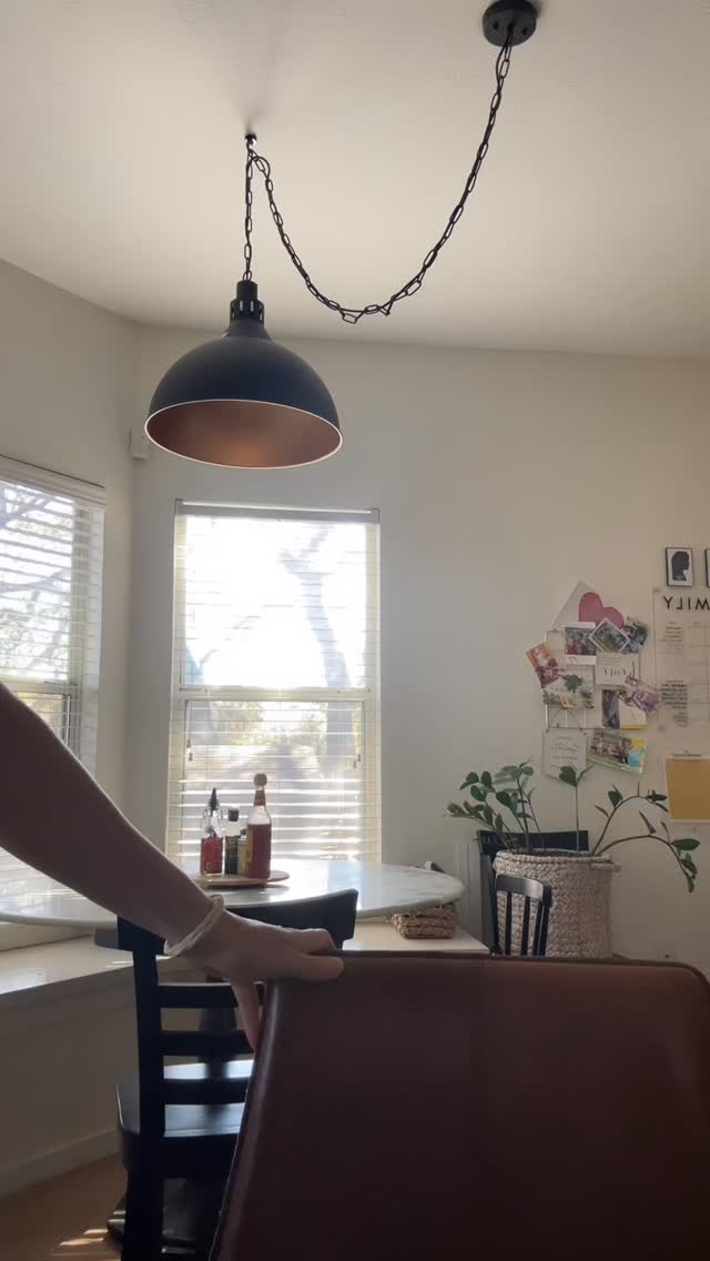 No matter where you are in your journey, you shouldn’t feel alone. You deserve to be seen and feel appreciated 🤍
1️⃣ Your pregnant — As a postpartum planning coach, I have developed a playbook to help new moms like you think more about AFTER baby, before he or she arrives. I know it’s not intuitive to plan for resources beyond the baby list or nursery, but what if it meant a gentler walk into motherhood? What if I could make sure you were set up for success? If you want a sneak peek before I launch, comment GUIDE, and I’ll send you the link!
2️⃣ Baby is here and you’re a new MOM! Congrats! I hope those newborn snuggles are everything you ever wanted and more. But if the support you once had during pregnancy and early postpartum has worn off, let’s get you plugged into a group for new moms so you can build your village and confidence again 🎉
3️⃣ Postpartum never truly ends, but at some point you start to feel like you can take on more, or you want to make changes that lead to a healthier lifestyle. But doing it alone is daunting, and the bounce back narrative has scared you into thinking “less is more” — You’ve got goals, I get it. I do too. Whether aesthetic, mental or physical, we all have our reasons for wanting to feel good in our skin. But knowing how to do it properly, without tanking milk supply, and fueling your body with proper nutrition can make all the difference in the world!
Whether you’re in Austin or elsewhere, let’s connect. Maybe, just maybe, you might want to work together, network, or at least be friends 👯♀️🫶
#pregnancy #newmom #momsupport #postpartum #healthjourney mom body newborn motherhood baby guide