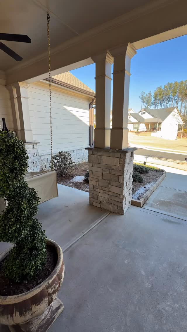 Protecting Your Investment with the Bona HD Traffic Finish System#thehardwoodguys #cantonga #hardwoodfloors #floorrefinishing #woodstockga