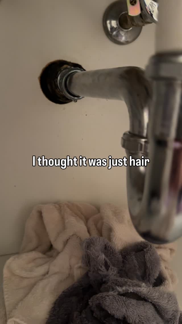 It always starts the same way.
A slow drain.
A quick Google search.
Way too much confidence.
Next thing you know, you’re under the sink questioning your life choices and texting a plumber like it’s an emergency (because it is).
Homeownership is glamorous like that.
Sometimes DIY works.
Sometimes the real skill is knowing when to call the pro.
bathroom sink clogged | DIY drain clog fix | when to call a plumber | common home plumbing problems | first time homeowner repairs | unexpected home maintenance | homeownership reality |
chicago homeowner tips