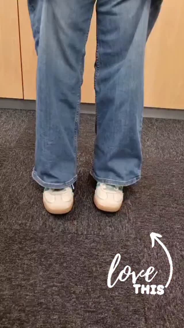 Ok ok, I know this isn’t totally speech-therapy related, but is this not all the fun you need on a Friday? 😂
Georgie came in today wearing these socks and we haven’t stopped laughing since! 🤣🧦
Never mind Feedback Friday, Fun Friday is where it’s at! 🙌
#liverpoolspeechtherapy #funfridays #speechtherapyfun