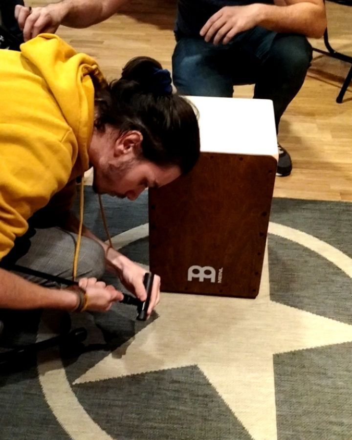 Formation Technicien son, 1er jour pour Gabin, Guillaume et Jacques. Des étoiles plein les yeux !!!
#studioproducson
#studiodenregistrement
#technicienson
#formationaudiovisuelle
#formation