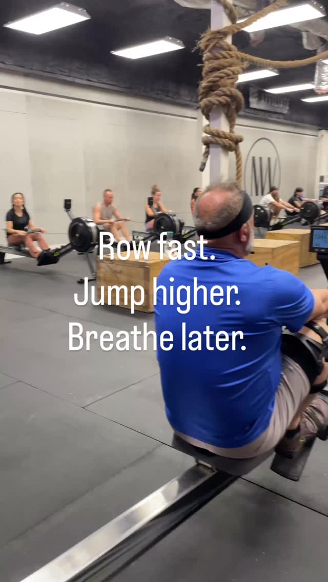 Power through every stroke, leap over every doubt. CrossFit NarroWay-where grit turns into gains. #rowinghard #boxjumpsovers #crossfitlovers #grinddontstop
