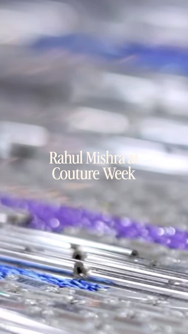 Watching Rahul Mishra at couture week show was like witnessing art in motion!
@rahulmishra_7
#parisfashionweek #rahulmishra #fashionillustration #couture #fashionart