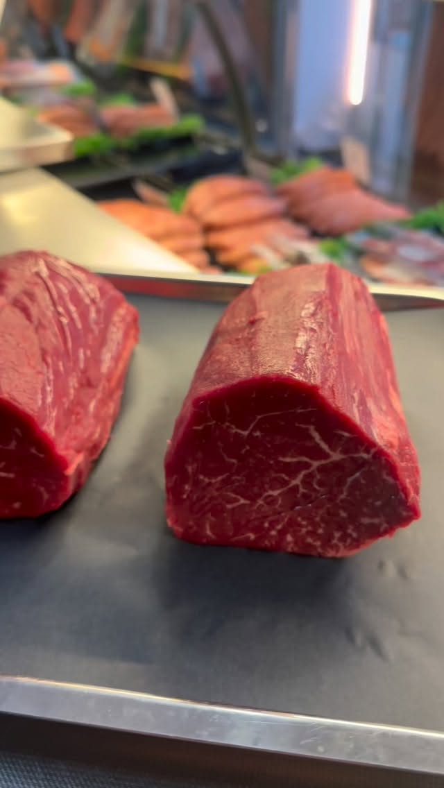 Planning to impress this Valentine’s Day? 🎀❤️
Our homemade Beef Wellingtons are the perfect dinner for date night! Preorder yours with us @stefansbutchers! Made with Fillet steak, there’s nothing they would love more!
#foodies #beefwellington #valentinesday #stayhungrywokingham #datenight