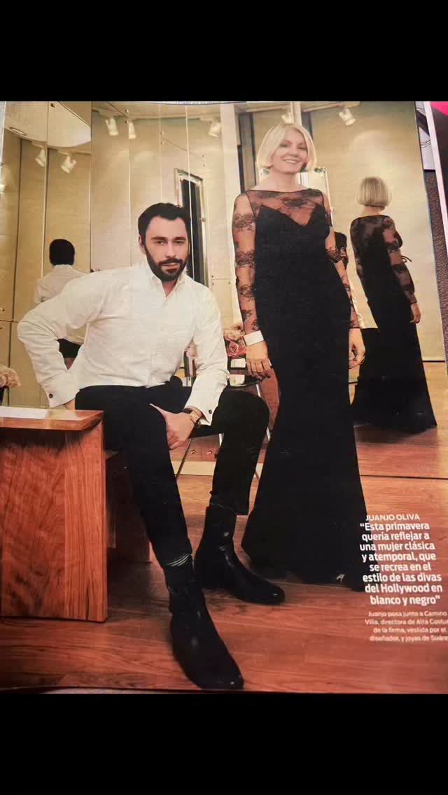 EL TIEMPO PASA .
Las piezas intemporales viajan contigo.
2012 Trabajaba como Directora del Taller de Alta Costura de Juanjo Oliva y la revista Mujer Hoy nos hizo esta bonita fotografía juntos con un vestido especial que había diseñado para mí y que me acompañaría en momentos inolvidables a lo largo de estos años y que espero lo siga haciendo hasta que pase de mi vestidor al de mis hijas y porqué no al de mi nieta Isabella .
2022 New York , diez años después.
Habían cambiado tantas cosas…
Ya no era la misma persona. Me estaba reinventando, resurgiendo de una etapa oscura , buscando un nuevo sentido a mi vida y ese vestido me recordó que podíamos escribir nuevos capítulos de momentos felices.
Este 2026 @maisonolivaparis cumplirá su 25 Aniversario de un buen hacer, con talento y firmando colecciones que superan la barrera del tiempo : Intemporales!
Enhorabuena!!
#caminovilla #silvermodel #fashionadvisor #brandambassador #descubreconcaminovilla
@juanjooliva
@maisonolivaparis