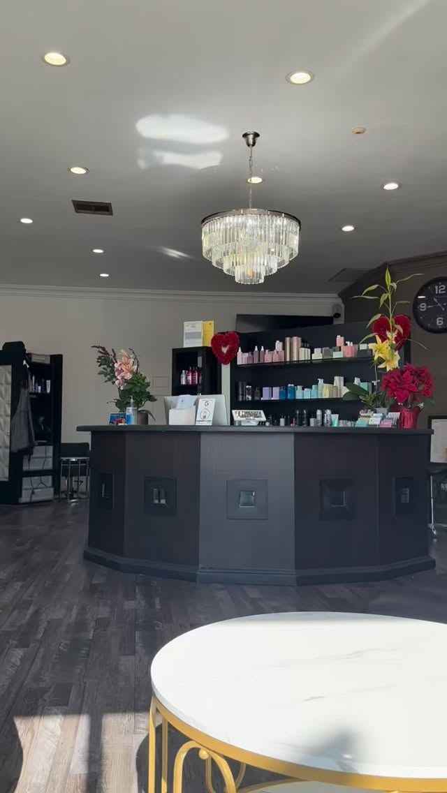 #Selfcare #Loveyourself #today was love you #DOYOU #PamperYOU BEAUTY hair did lashes did thank you hair @beautytouchbysara lashes @luxurylashesla ❤️❤️