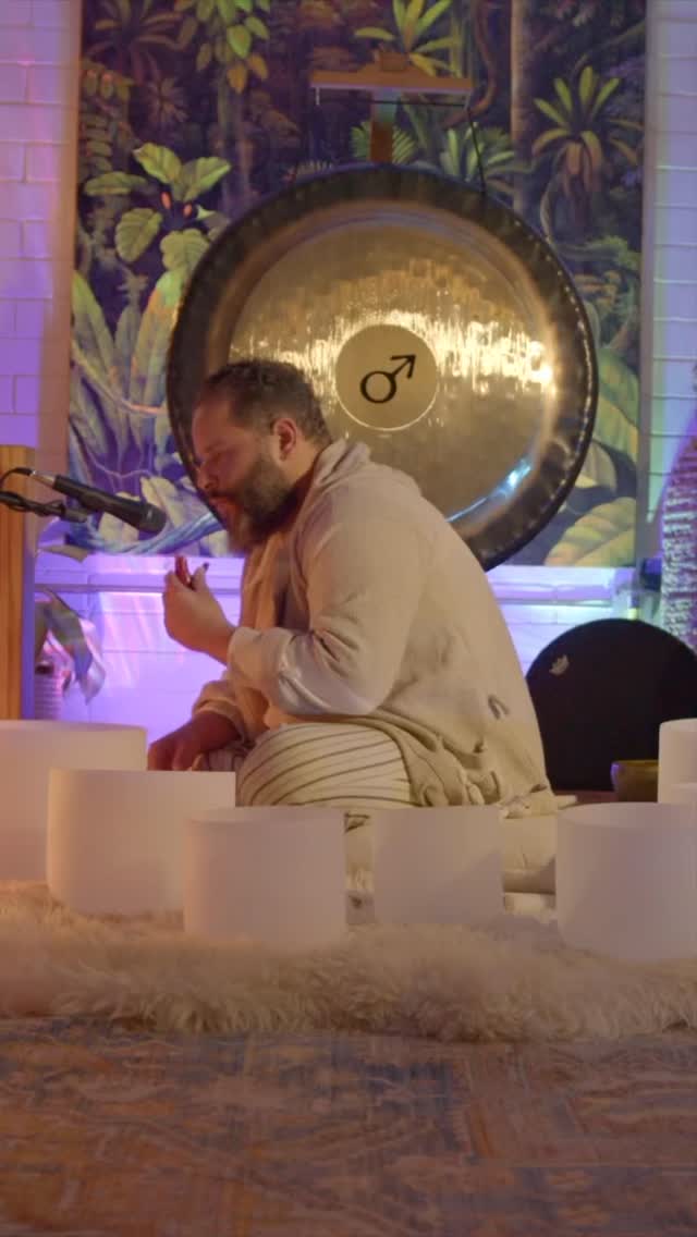 A brief moment of stillness.
The Gong Man weaves natural birdsong with subtle gong resonance, creating a grounding soundscape that feels organic, alive, and restorative. This short is designed to calm the nervous system, reset your breath, and reconnect you with the natural rhythm of the Earth.
Close your eyes. Listen softly. Let nature lead.
And remember, the (((GONG))) is always with you.
#meditation #soundbath #gong #naturesounds #somaticsoundtherapy