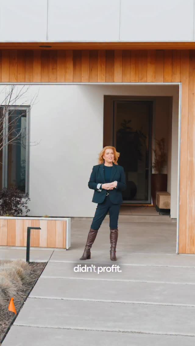 The Porous House, Bend, Oregon, DM us for a showing.
Modern single-level retreat in Bend, 4,265 sq. ft. with five ensuite bedrooms, an office, and open living that blends indoors and out. Clean lines, warm materials, and oversized windows create light-filled spaces. Features two interior courtyards, a rooftop deck with Mt. Bachelor views, and energy-efficient smart design. Sold furnished, ready for your style.
#luxurydesign #bendoregon #cascadehassonsothebys