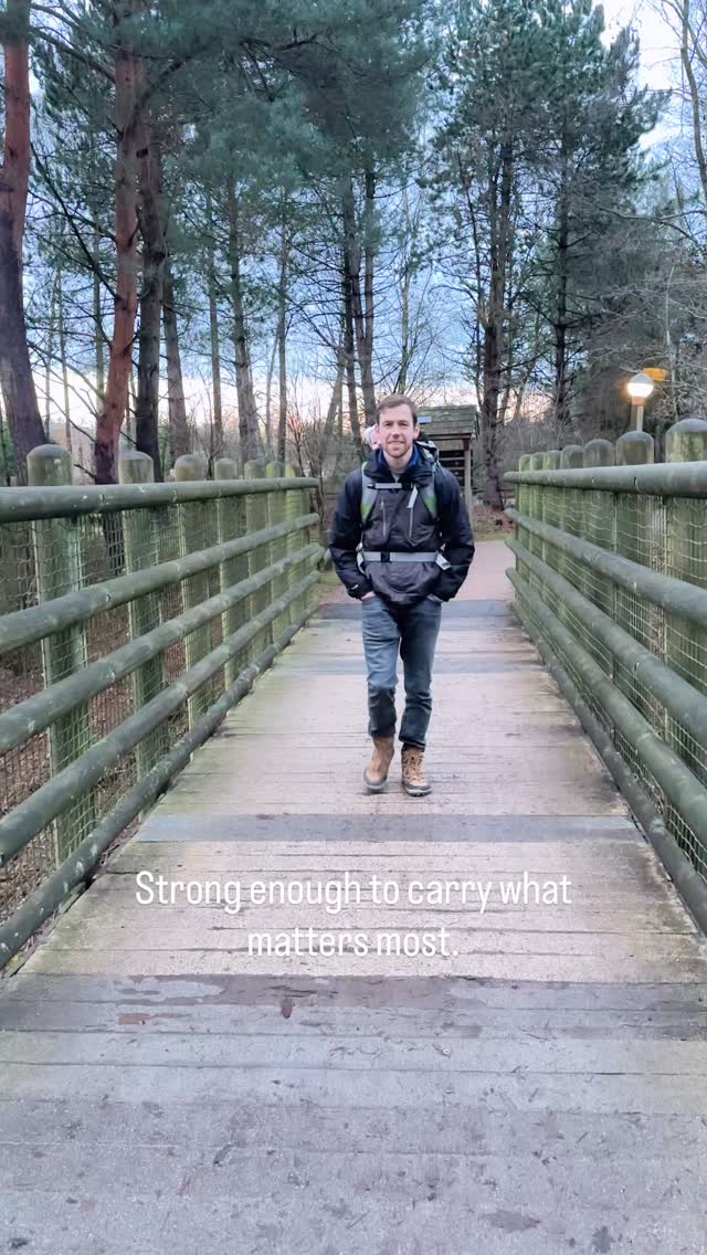 For us, fitness was never about chasing a certain look.
It’s about being capable. Present. Available.
It’s about having the strength to lift your child without strain,
to walk further, move easier, and live fully in the season you’re in.
This is what we mean by real-life strength —
not punishment, not pressure, just caring for the body you’ve been given so it can serve the people you love well 🤍
If this kind of strength matters to you too, you’re in the right place. Give us a call on 07880439136 to see how we can help you.
#RealLifeStrength #LighthouseHealth #FunctionalFitness #ParentStrength #BuiltForLife