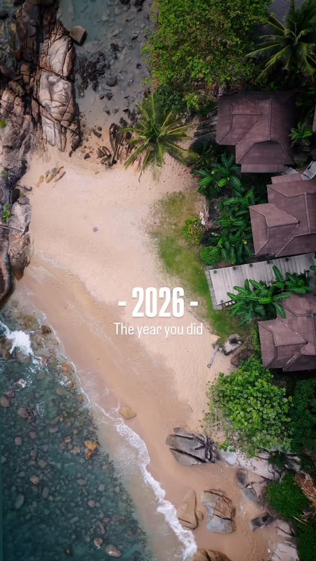 38 faces.
38 stories.
1 shared journey.
From all over the world, we came together to practice, to learn, to grow..
This is not just a Yoga Teacher Training.
This is presence. Connection. Evolution.