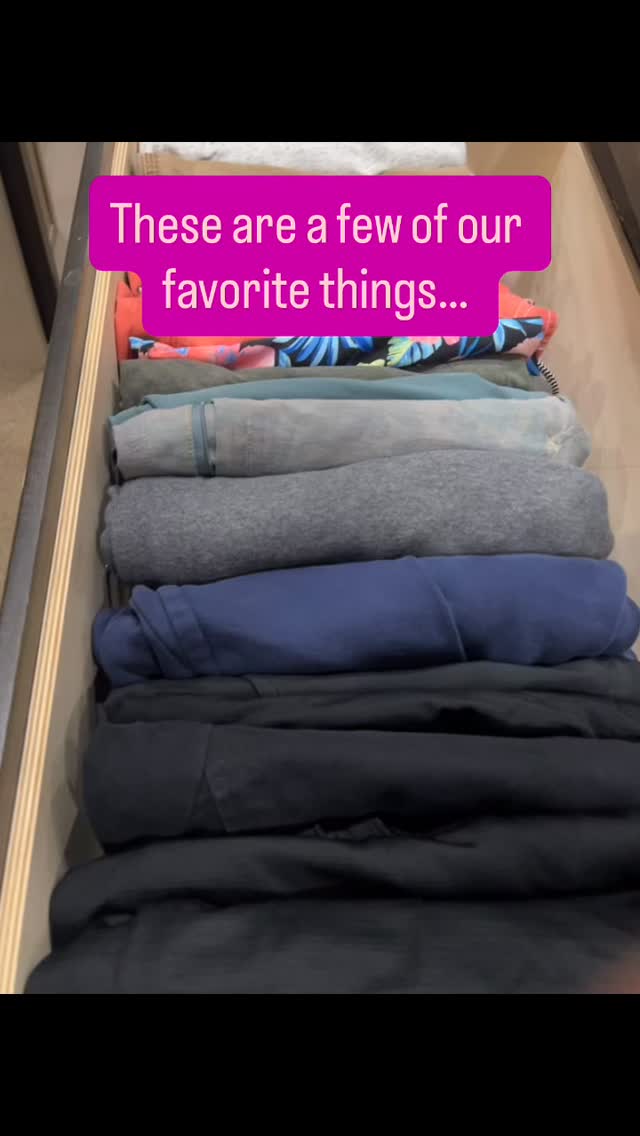 ✨ These are a few of our favorite things… ✨
• A freshly organized space 😍
• Hangers that actually match (yes, it matters 😉)
• Clear counters = clear minds
• Systems that make your mornings smoother
• And that ahhhh feeling when everything finally has a home
Welcome back to another Classy Gals Day Off
Because getting organized isn’t just about your home — it’s about creating peace, flow, and a space that works for you.
Ready to turn clutter into calm?
Let’s make your space classy, functional, and stress-free ✨
📲 Book with Classy Gals LLC