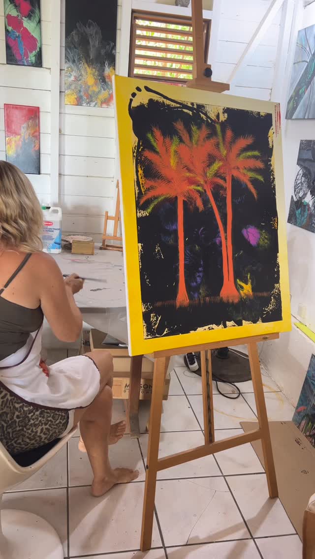 La verticalité n’est pas une posture, c’est un axe, un alignement !
Dans cet espace, on ne cherche plus à s’élever — on laisse passer l’information, on laisse passer l’inspiration et on y répond 🌴☀️.
C’est joyeux !!!
#artcontemporain
#processuscréatif
#verticalité
#artetspiritualité
#artmartinique