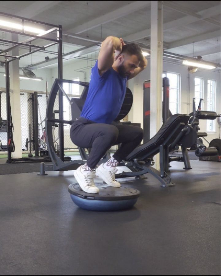 These leg routines are a MUST!!
As a Performance Coach and Personal Trainer, I get confronted on a daily basis how poor people's stability is in the hips and knees! And yet we wonder why we have knee pain?
Every person is unique, so many of these exercises might not work for you atm but trust me when I say how important these drills are and how much they help you improve mobility, range and strength but foremost quality in your daily functioning and lifts.
So try these routines my - personal recommendation - and see how well you will squat after this.
Also don't forget to have a look on www.prozis.com for awesome gear and nutrition and also this awesome @prozis shirt.
Use my code: Calisthenicsunited for discount plus the running promotion codes on the site ❤️
#exceedyourself #physiotherapy #performancetraining #exercisemotivation