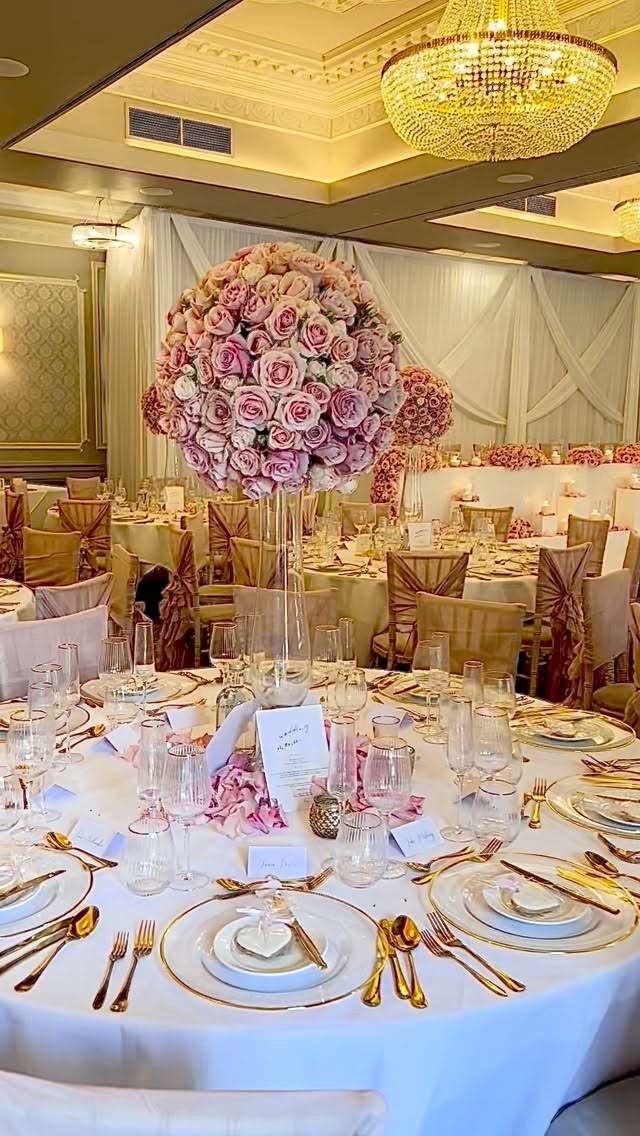 With Valentine's Day just around the corner, I'm reminded of this stunning all-pink rose wedding we styled @down_hall_weddings #essexweddingflorist #downhallweddings #down_hall_weddings#essexbridetobe #pinkrosewedding
