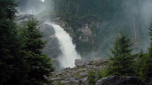 🎉 Bist du bereit für das Abenteuer deines Lebens? 🎉
Schau dir den Salzach Ultra Run an – den längsten Ultralauf Österreichs entlang des traumhaften Salzach-Flusses! 🏞️
🚀 Wähle deine Herausforderung:
🏃♂️ 240 km – die ultimative Langstrecke für echte Abenteurer!
🏃♀️ 160 km – perfekt für alle, die eine neue Grenze setzen wollen!
🏃 100 km – ideal für Laufbegeisterte und Neueinsteiger!
🌙 Nachtlauf über 100 km – spüre die Magie der Nacht mit einer längeren Cut-Off-Zeit! ✨
👥 Staffellauf – teile die Strecke mit Freunden und erlebe den Spaß gemeinsam!
Egal, ob du schon ein erfahrener Ultraläufer bist oder gerade erst anfängst, hier ist für jeden etwas dabei! 💪 Lass dich von der atemberaubenden Natur mitreißen und erlebe das Adrenalin in jedem Schritt! 🏞️🏃♂️
Melde dich jetzt an und werde Teil dieses unvergesslichen Erlebnisses! 🤩
🚨 den Link zur Anmeldung findest du in der Bio 🚨
#SalzachUltraRun #Laufen #Abenteuer #Motivation #ultrarun