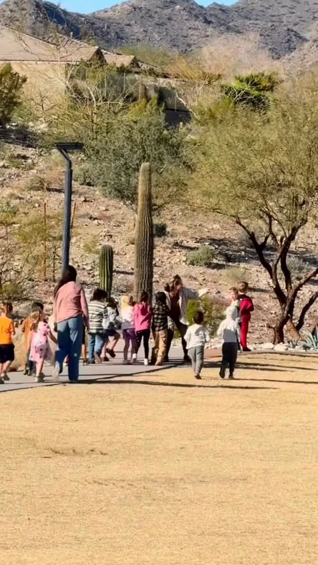 February registration for Explorers Club is OPEN! 🦅🦉
This month, our older explorers (ages 5 to 6) will be tuning to the sounds of the skies, uncovering the secrets of birds, and taking on a creative nest-building challenge… A morning of nature, discovery, and bird-inspired wonder awaits.
🗓 Saturday, Feb 28
🕤 9:30 AM
Spots are limited — come soar with us! 🤍 Comment below for the link to register!
