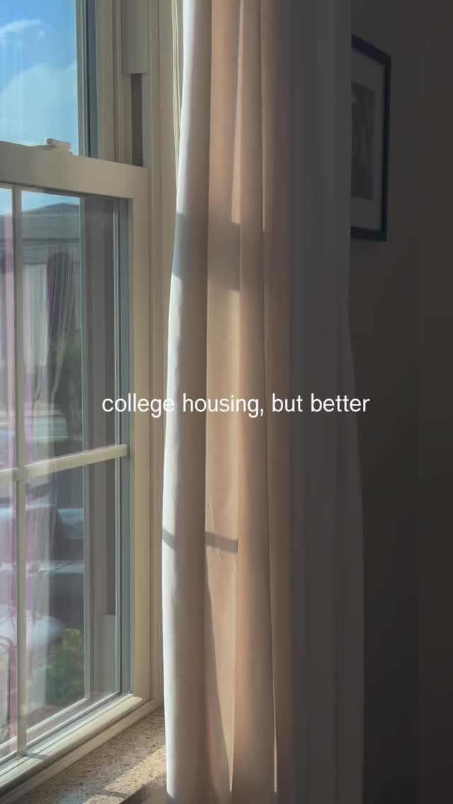 Hi, we’re the Suites ✌️✨🪐🎓
1. We have 3 locations - @cshudsonvalley @collegesuitesws and @city_station. So no matter where you’re a student, we have you covered!
2. We like to keep it simple - All of our units come fully furnished, and are all-inclusive!
3. We love amenities! All our Suites locations have fitness centers, private and group study rooms, and lounges!
5. Our lifestyle program means lots of resident events (and lots of snacks). We like to keep y’all entertained!
3. We keep the laundry in-house, with both in-unit and onsite laundry facilities.
Tour a suite today!
