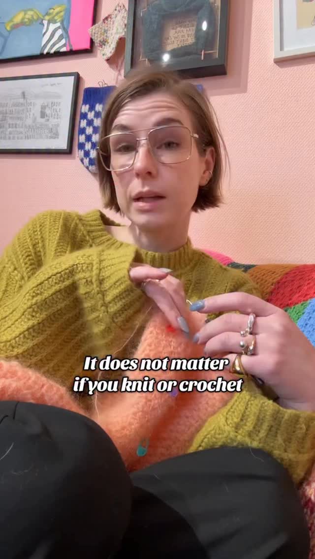 If I had a nickel for every time asked me what I was knitting while I was crocheting 🙂↔️
How about you? How many moneys in your bank account?????
#crochet #knitting