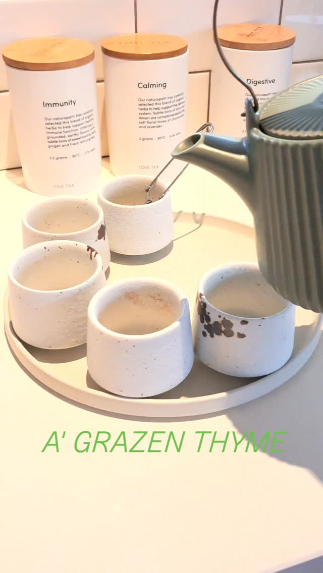 Nourishing bone broth simmering and ready for our retreat guests as they return from their morning beach walk 🌊
A gentle welcome back, warm, grounding, and deeply restorative.
#RetreatVibes #food #bonebroth #foodonretreat #retreatcook