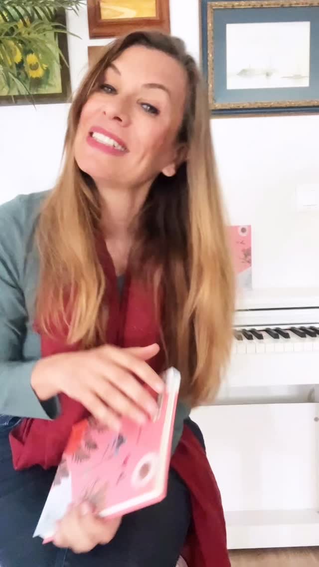 Mi propuesta para regalar este San Valentín: “Mientras florece” 🌸❤️.
Dedicado en👉🏻 www.almubree.com
¡Pídelo ya para que llegue a tiempo! ⏱️
#Almubree#ñ #MientrasFlorece