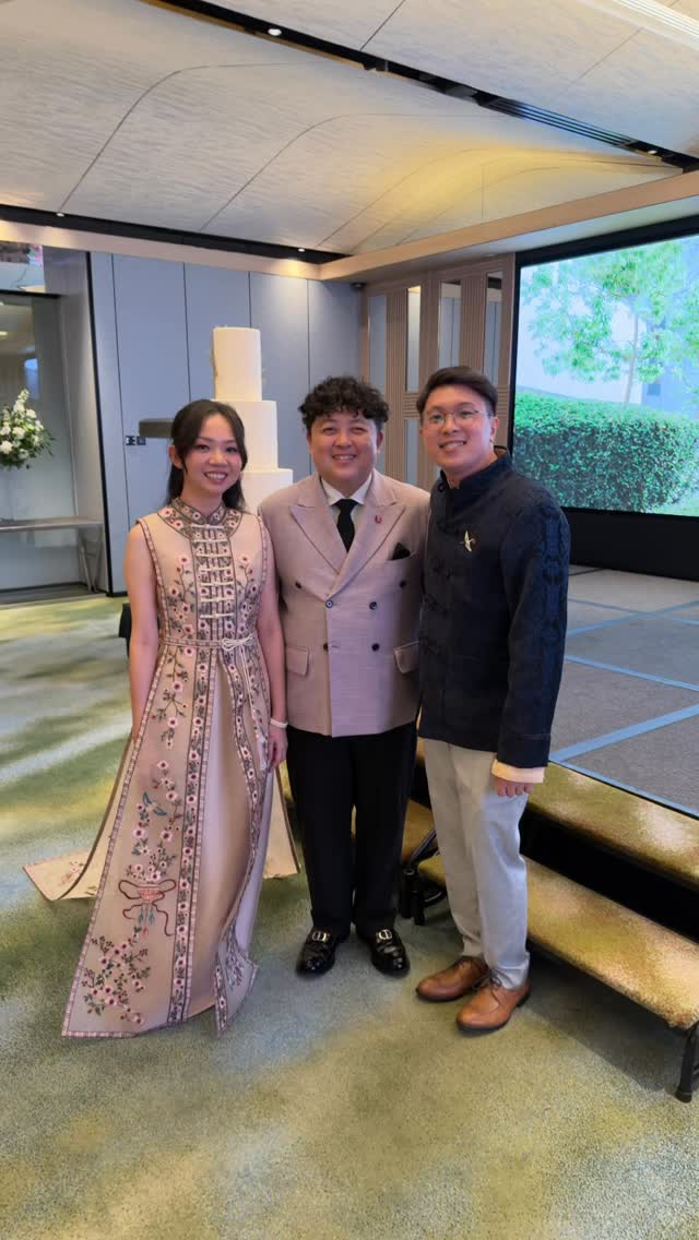 Great start to the new year, thankful to all the wedding couples who entrusted me with their BIG day ❤️