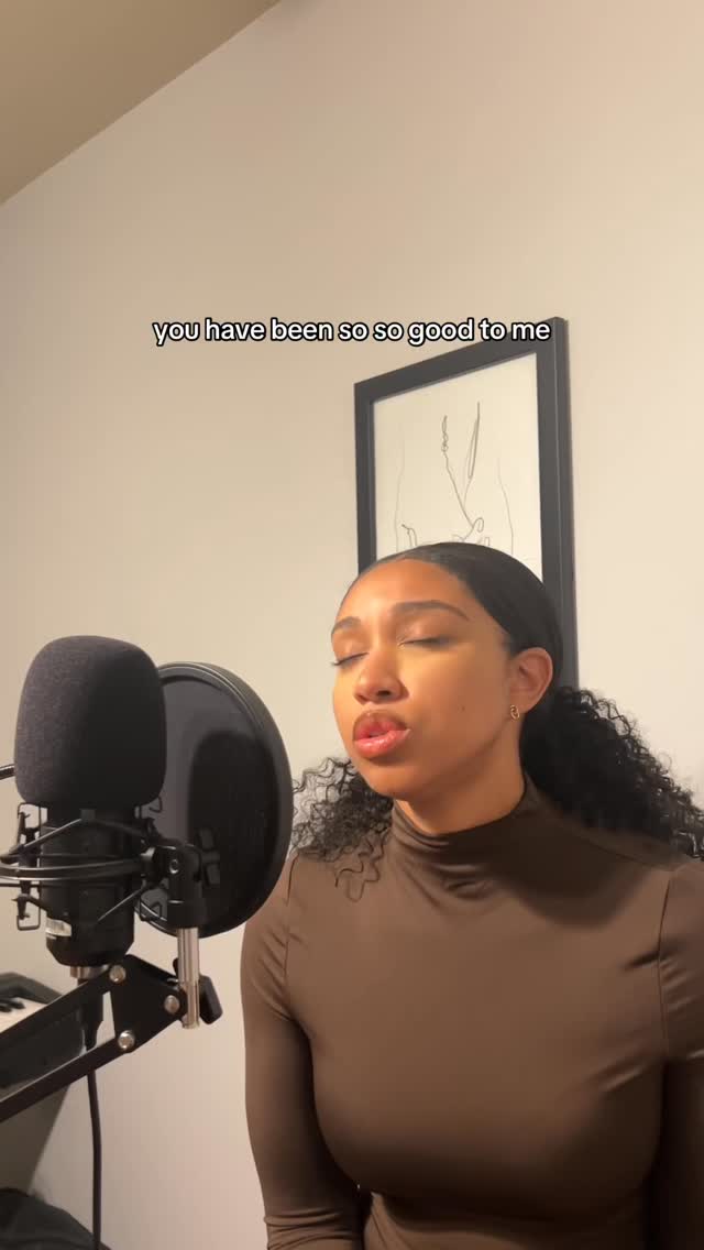 I couldn’t finish this song without crying… thank you Jesus for protecting me from evil 💕
Reckless Love - Cory Asbury Cover ✝️🙏🏽
2 Corinthians 6:16 NIV
#recklesslove #praiseandworship #coversong #freedom #faith