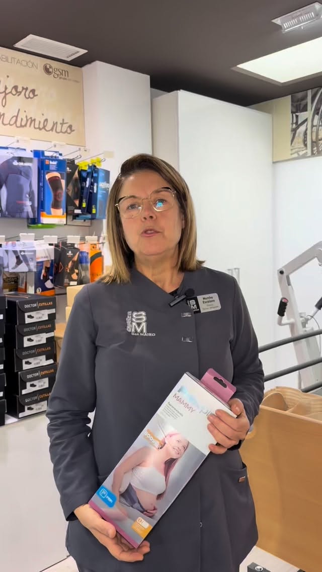 Embarazo y espalda: cuidarte también es parte del camino 🤰🏼✨
Durante el embarazo, la zona lumbar soporta muchos cambios.
Una faja lumbar específica para embarazadas puede ayudar a aliviar la carga, mejorar la postura y darte más comodidad en el día a día.
👉 No todas son iguales, y no todas sirven para todas las mujeres.
Por eso en Óptica Ortopedia San Mateo te asesoramos de forma personalizada, valorando tu caso y el momento del embarazo en el que estás.
💬 ¿Tienes dudas?
📍 Pásate por la ortopedia o escríbenos y lo vemos contigo, sin compromiso.
Porque sentirte bien también importa 💙
#Embarazo #FajaLumbar #CuidadoEnElEmbarazo #SaludFemenina #Ortopedia ÓpticaOrtopediaSanMateo TeAsesoramos