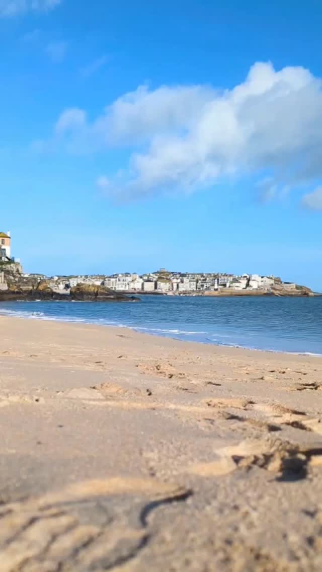 I get asked a lot what’s actually covered inside my marathon nutrition course — so here’s a clearer picture.
We look at:
• how to fuel day-to-day marathon training
• carbohydrate needs for long runs and key sessions
• race-week nutrition and carb loading
• fuelling on race day itself
• how to deal with illness and injury
It’s practical, evidence-based and designed to fit around busy training schedules.
If you want to feel more confident about your nutrition going into a spring marathon, you’ll find all the details via the link in my bio.
#marathontraining #londonmarathon #manchestermarathon #brightonmarathon