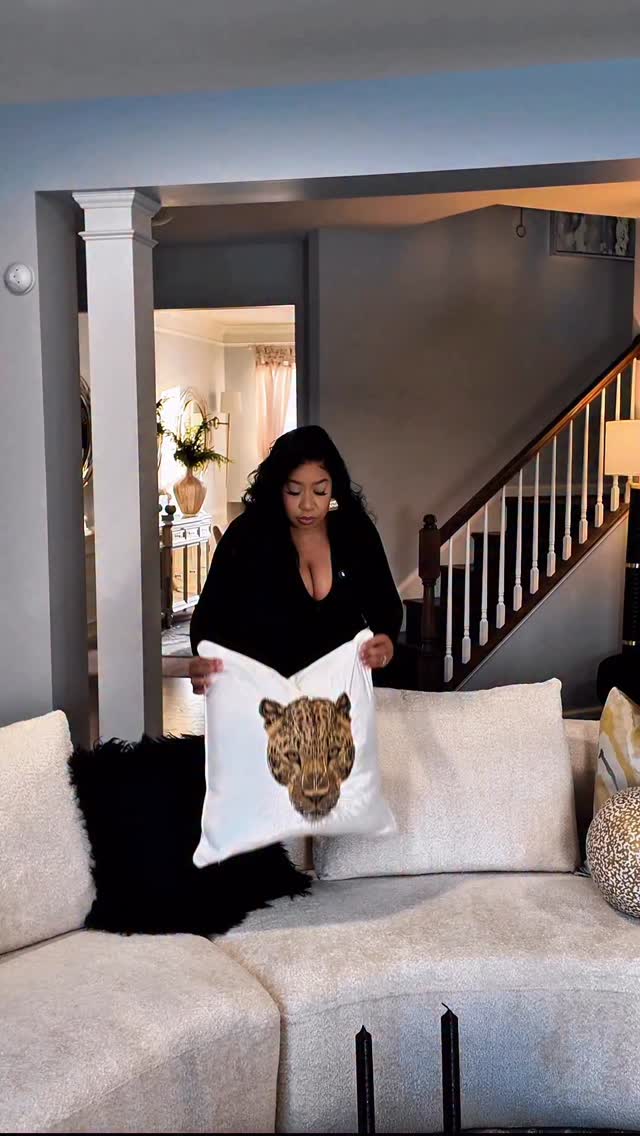 Part 2 is live. Styling the pillows that brought this space together.
Full video on YouTube.❤️ Link in bio.