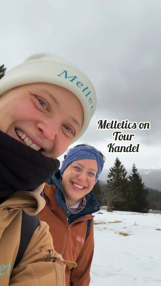 Two seasons in one tour — icy wind, snow, and the first touch of spring.
This tour was slippery at some parts and you really needed to watch out, but we used every part of way to focus on the body, breathing and mindset. Especially on steep parts it help to include exercises to boost the body and to relax the mind.
Increase strength, flexibility, mobility and mindset.
Discover new places and the power of nature. All in one.
Start & finish: @bergweltkandel
Region: @zweitaelerland
Partners: @hansefit @wellhub
#melletics #outdoorfitness #powerwalking #fitforlife #functionaltraining