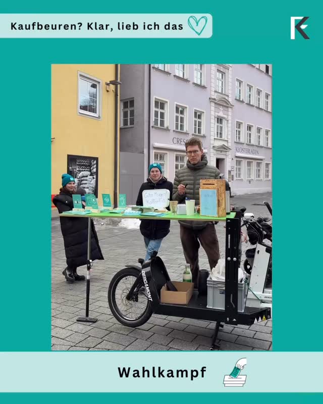 Wir sind jetzt am Obstmarkt 🍎
Mit Kaffee, offenen Ohren und Platz für gute Gespräche.
Schaut vorbei, ganz ohne Stress ☕💚
#generationkf #generationkfwahlkampf #generationkfkommunal2026 #generationkfkommunalpolitik #kaufbeuren