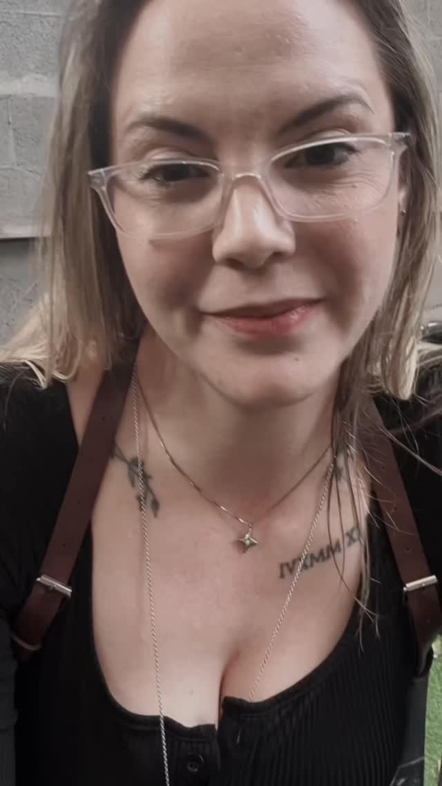 Every Aquarius piece is custom built.
Waves, constellation, water bearer, Uranus, Air.
You choose the symbols.
We create the talisman.
This isn’t flash — it’s co-creation. Do you know the mythology of Aquarius? ♒️