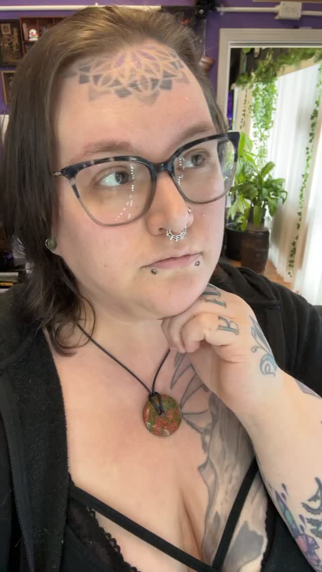 I can’t believe no one has picked these up 😭