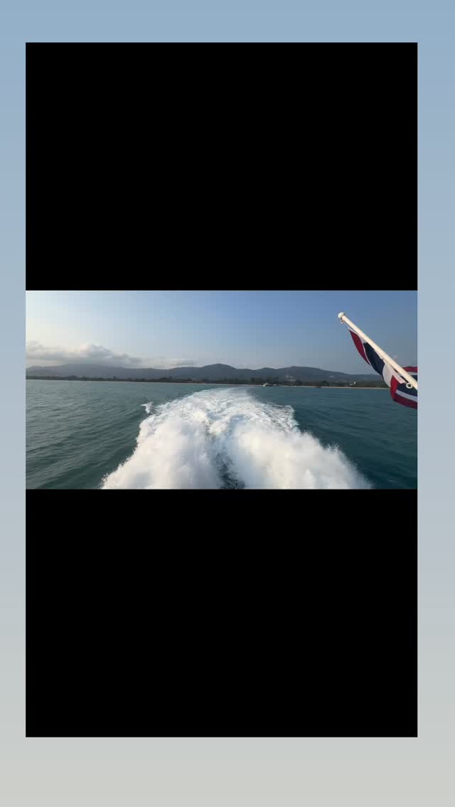 Full Moon dancing into stillness โฆ