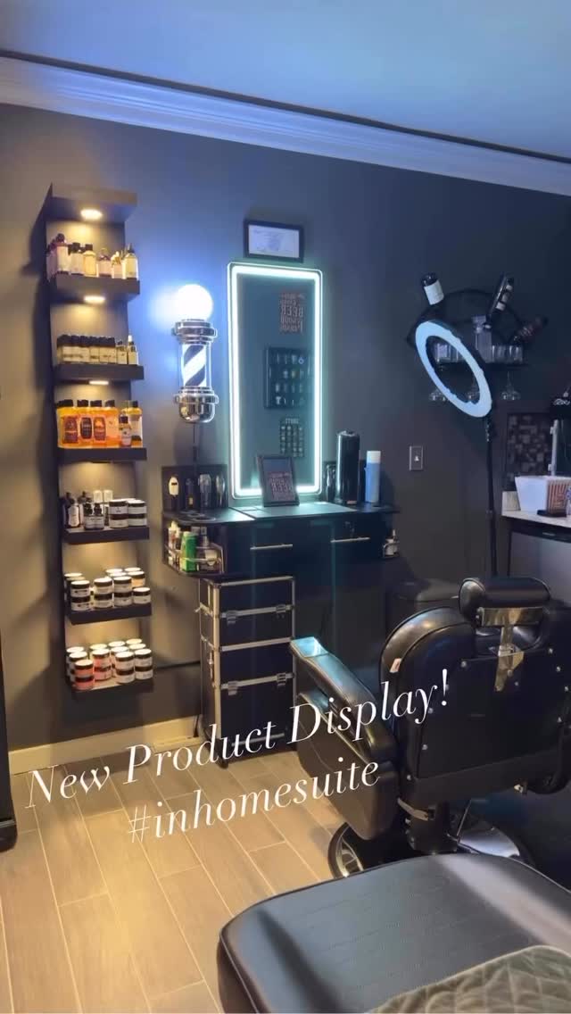 ✨ Now Available In-Home Suite ✨
Products are officially on the wall for easier access during your appointment. See what I use during your appointment, shop what you love, and take it home with you.
🧴 Available during your appointment
🏠 Home suite clients
💜 Because convenience matters
#SuiteUpgrade #ClientExperience #HomeSuiteLife #SheLovesBeards #CulturalElegance TheBarbertician LuxuryInTheDetails ServiceAndSelfCare
2locations